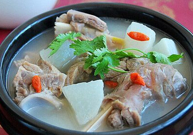 羊肉萝卜汤