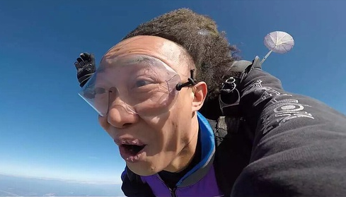 陈奕迅发际线逆天